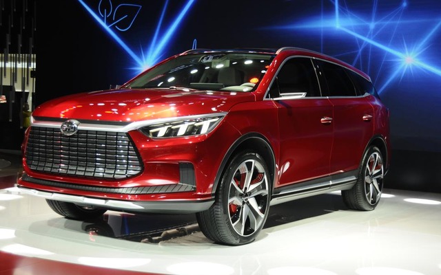 BYD のEVコンセプト ダイナスティ（中国名：王朝  上海モーターショー2017）
