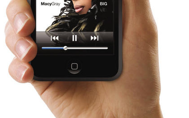 アップル、iPod touch を発表