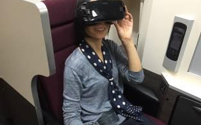 VR 視聴イメージ（実際の座席とは異なる）
