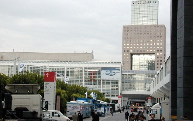 【フランクフルトショー2001速報】対米同時多発テロで一般公開の開幕式中止に