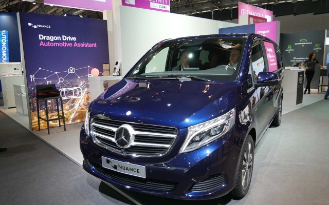 ニュアンス社のブースはホール3号館の2階で展開されるNew Mobility Worldの一角にある