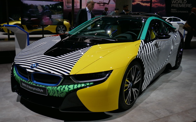BMW i8 メンフィス・スタイル（フランクフルトモーターショー2017）