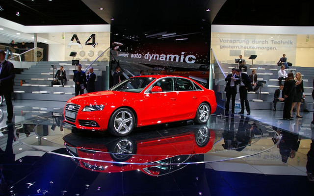 【フランクフルトモーターショー07】アウディ A4 新型、美しい…