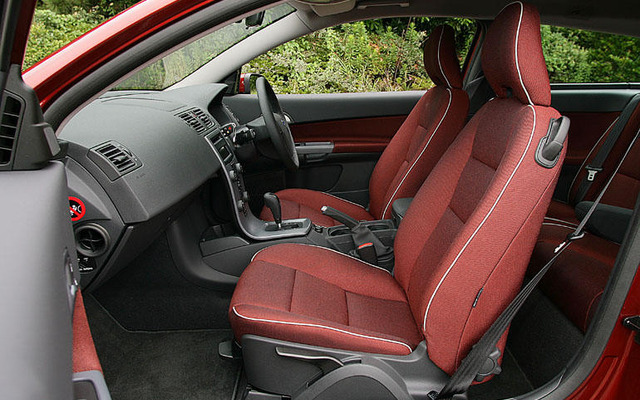 【ボルボ C30 登場】多彩なパッケージング