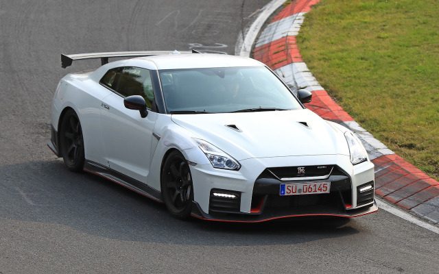 日産 GT-R NISMO 改良新型　スクープ写真