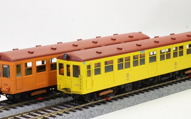 地下鉄開通90周年の記念グッズとして販売される旧1000形の模型。