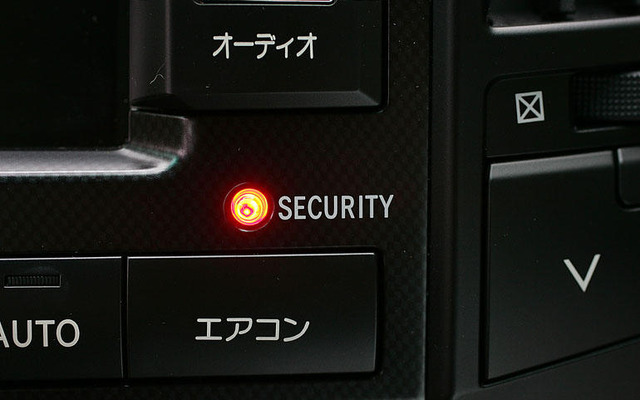 【トヨタ ランドクルーザー 新型発表】盗難対策も万全？