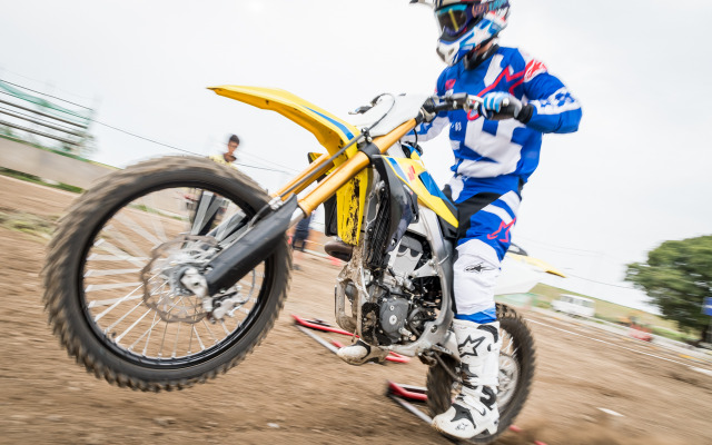 スズキ RM-Z450（2018年モデル）
