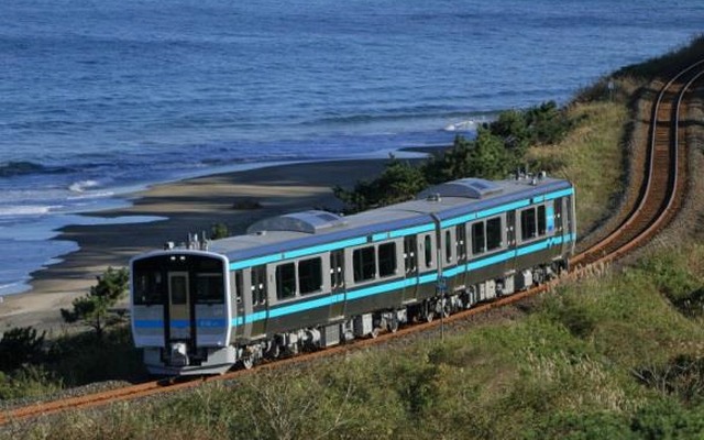 八戸線に導入されるキハE130系500番台。12月2日から営業運転が始まる。