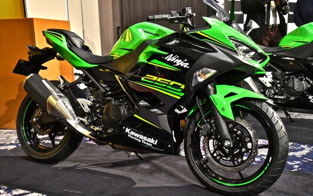 新型Ninja250