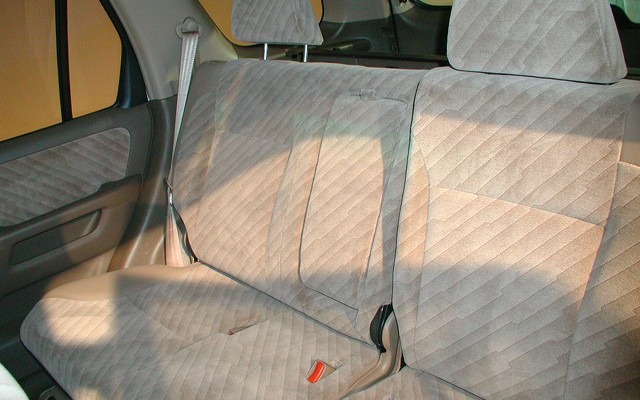 【新型ホンダ『CR-V』】アクティブライフ、ピクニックテーブル、カーゴスペース