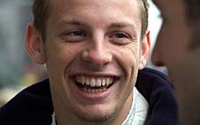 【F1ヨーロッパGP フリープラクティス】バトンがトップ、シーズン中盤戦混戦の予感?