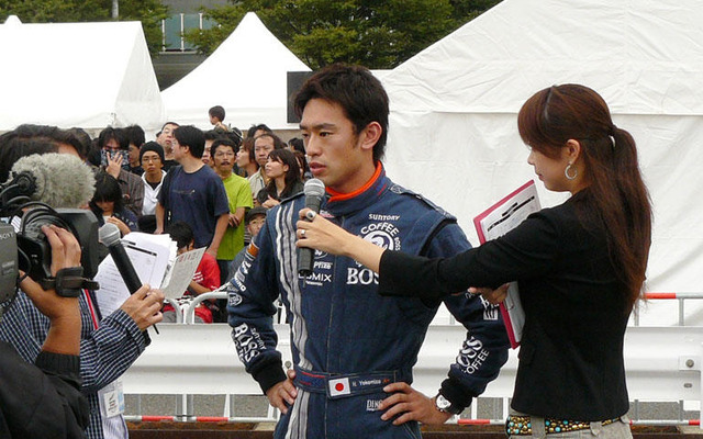たばこ祭でモータースポーツスクウエア　9月29-30日