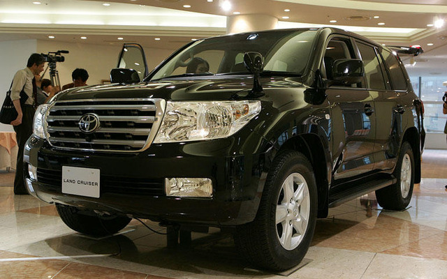 新車登録台数、27か月連続マイナス…9月