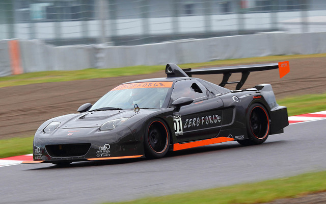 ルートKSがたった一人のNSXファンのために鈴鹿サーキットを貸し切っての試乗会を実施した