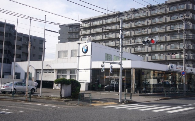 Nerima BMW 新車ショールーム