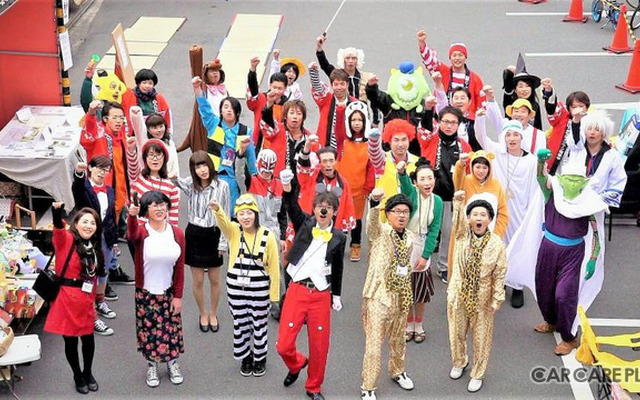 「ずっと続けていく」という大感謝まつり。来年以降もどんな格好をするのかが楽しみだ