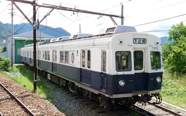 7200系の第7255編成（2014年7月）。2018年5月の引退が決まった。