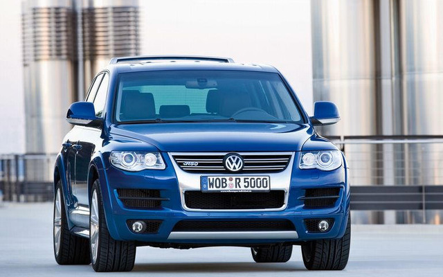 VW トゥアレグR50 を公開