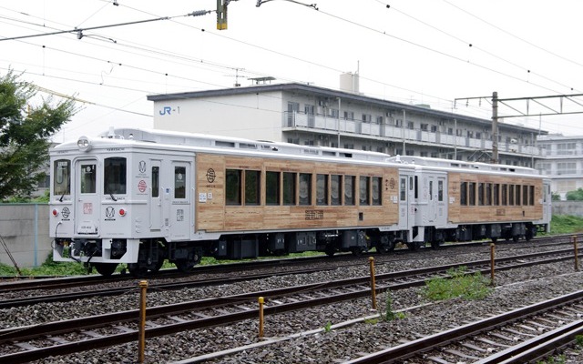 2018年2月に日豊本線宮崎～大分間で特別運行される、日南線の観光列車『海幸山幸』。