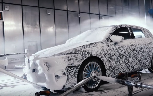 メルセデス Aクラス 次期型の開発プロトタイプ