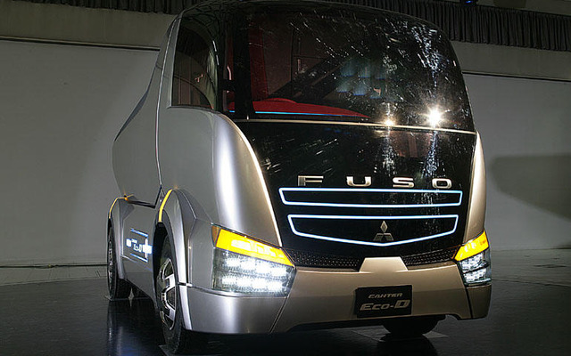 【東京モーターショー07】三菱ふそう CANTER ECO-D、静かなダンプ