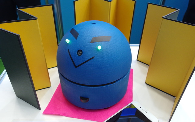 JBCが開発中の“太鼓持ちロボット”。（ロボデックス2018）