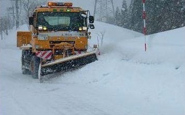 除雪トラック