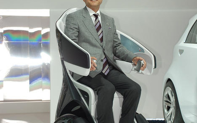 【東京モーターショー07】渡辺社長…これからのトヨタは“人と、地球と走る”