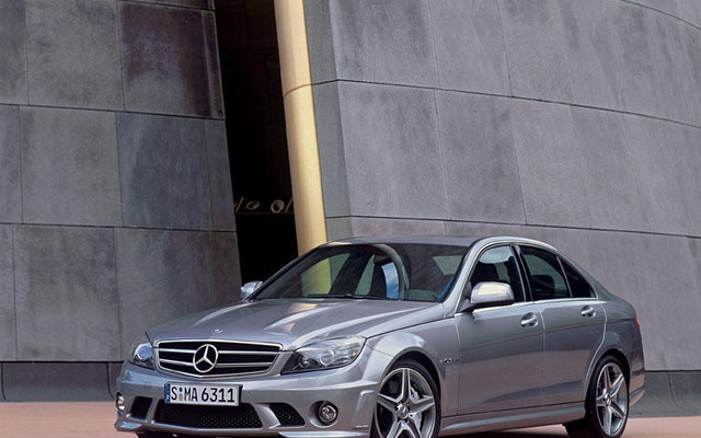 メルセデスベンツ、C63AMG の予約受付を開始