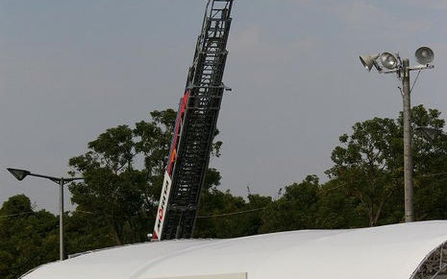 【東京モーターショー07】幕張上空30m体験