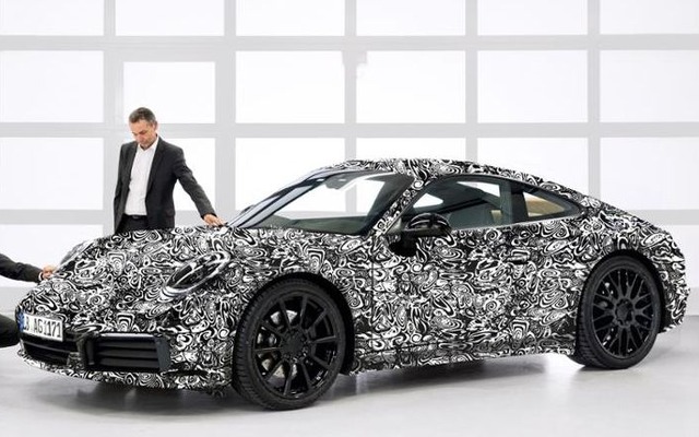 ポルシェ 911 次期型の開発プロトタイプ