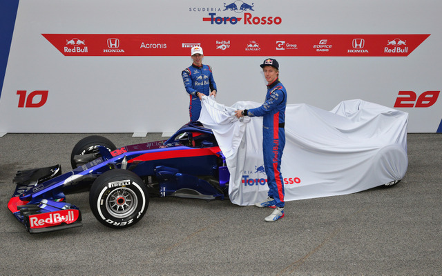F1】トロロッソ・ホンダ、2018年マシン「STR13」を正式公開 F1】トロロッソ・ホンダ、2018年マシン「STR13」を正式公開