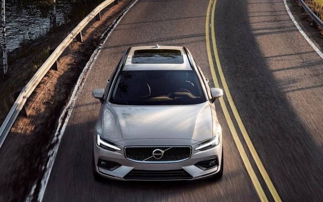 ボルボ V60 新型