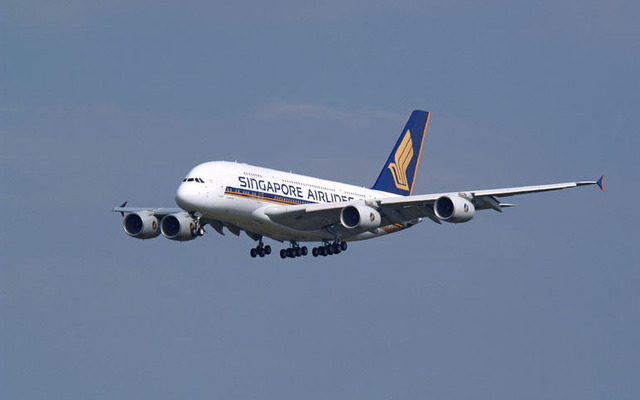 ブリヂストン、エアバス A380 初号機にタイヤ納入