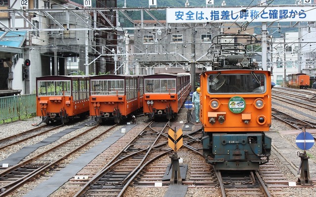 欅平駅のリニューアルや老朽客車の置換えを計画している黒部峡谷鉄道。