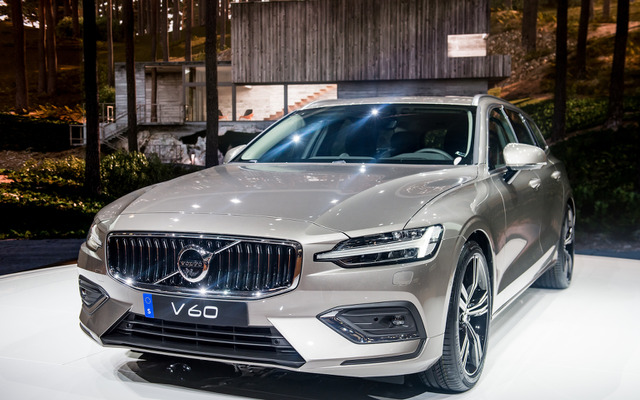 ボルボV60新型（ジュネーブモーターショー2018）　(c) Getty I,ages