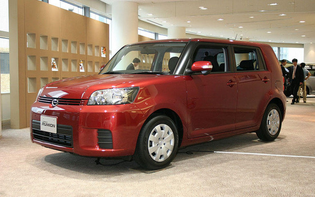 ブランド別新車登録台数、トヨタがシェア50％突破…10月