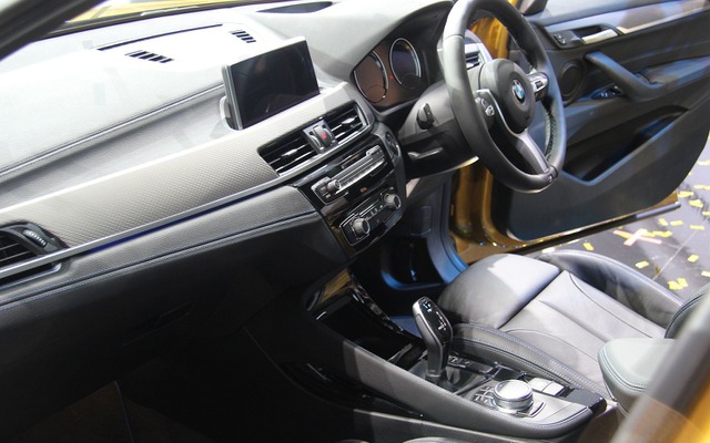 BMW X2右ハンドル仕様（バンコクモーターショー2018）