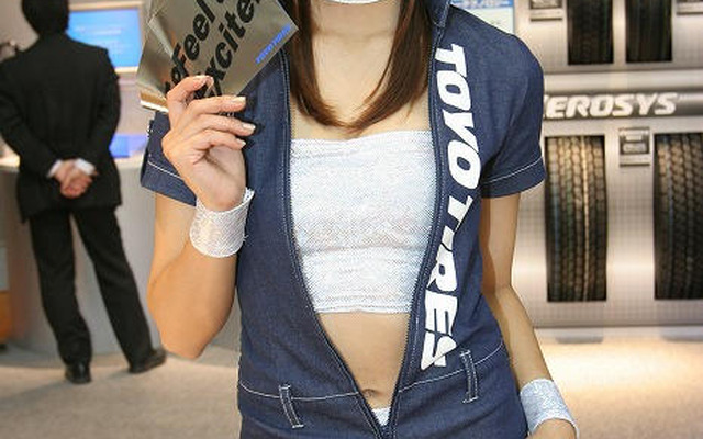 【東京モーターショー07】コンパニオン写真蔵…東洋ゴム
