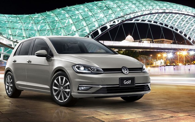 VW ゴルフ TSIコンフォートライン テックエディション