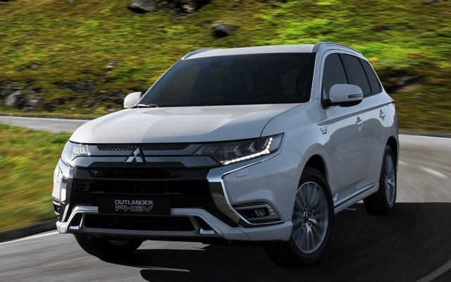 三菱 アウトランダー PHEV の2019年モデル