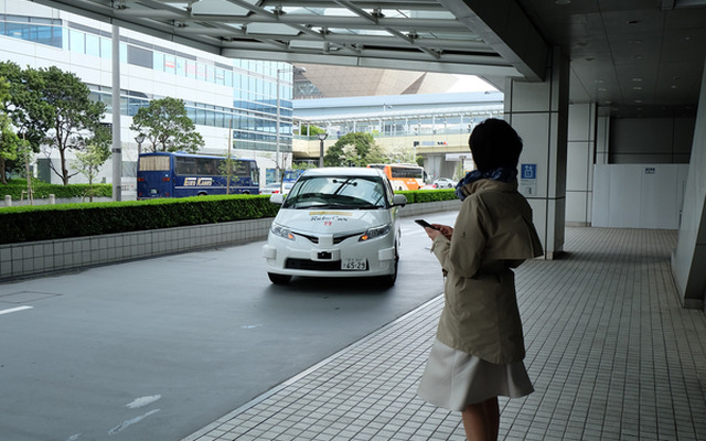 自動運転車両到着の様子（有明エリア）