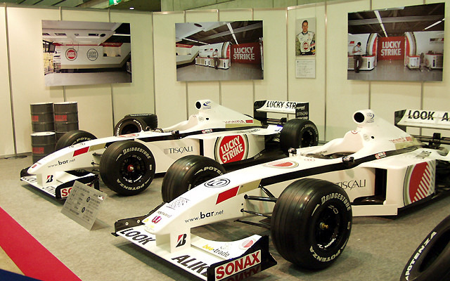【BMS2001】普段は遠くから見るだけのF1マシンが目の前に!!