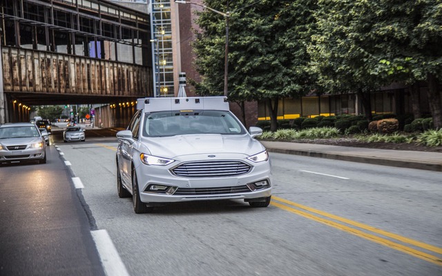 フォードモーターの自動運転テスト車両