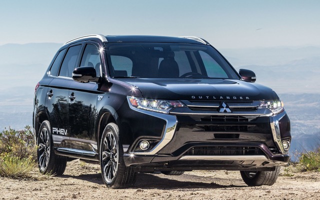 三菱アウトランダーPHEV