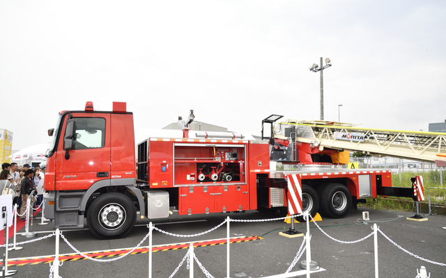 モリタはしご車（東京国際消防防災展2018）