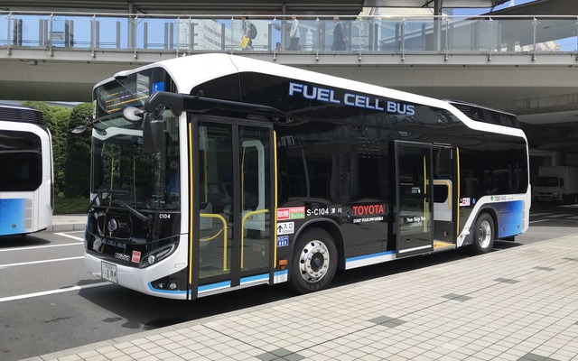 東京都交通局で運行中のトヨタ燃料電池バス
