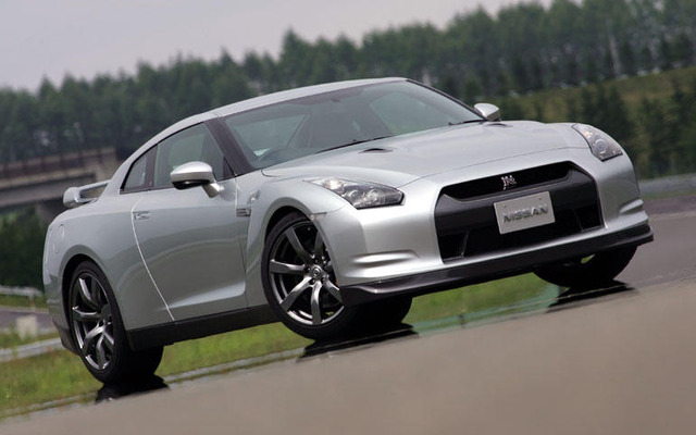 日産 GT-R がやって来る！　11月23-25日