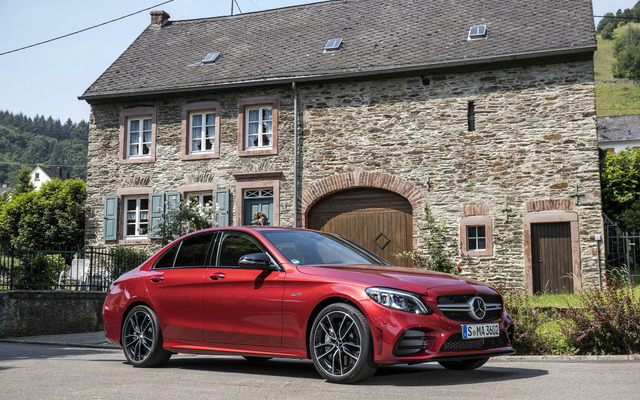 メルセデス AMG C43 4MATIC 改良新型